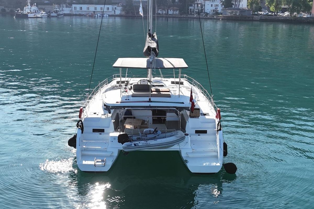 2020 Lagoon 46