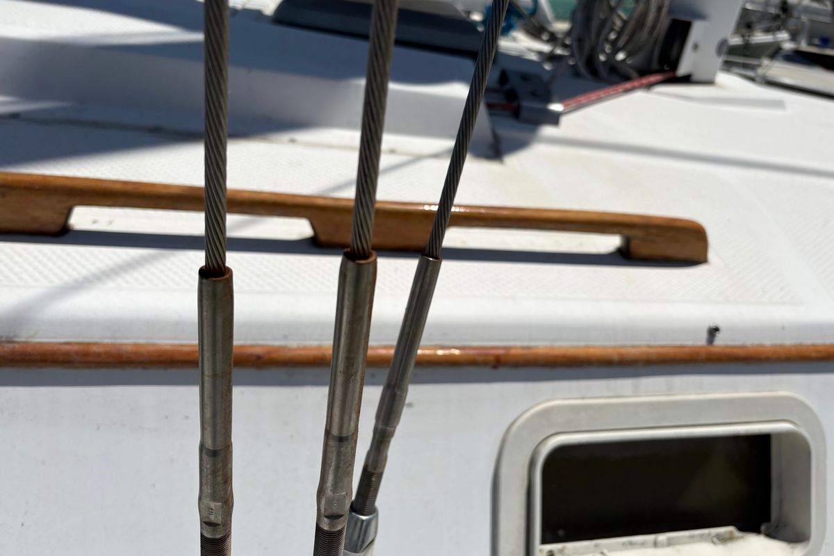 1984 Hunter 34