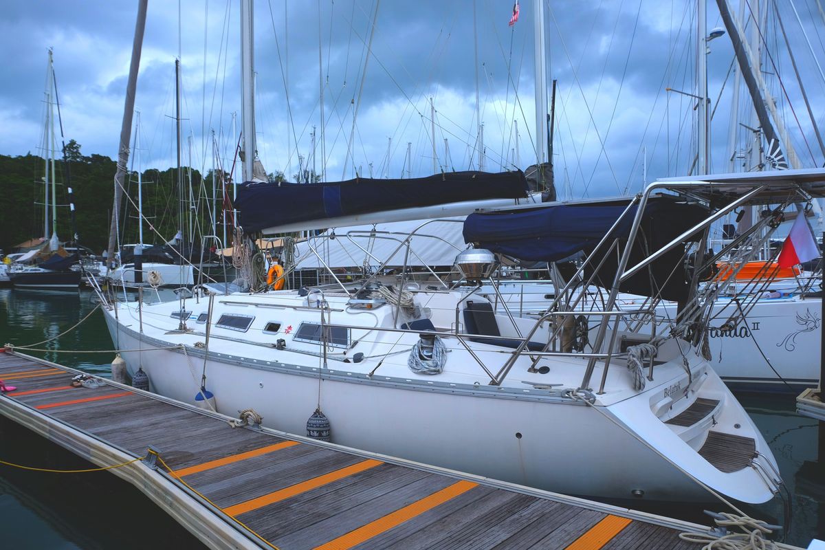 1990 Jeanneau Sun Charm 39