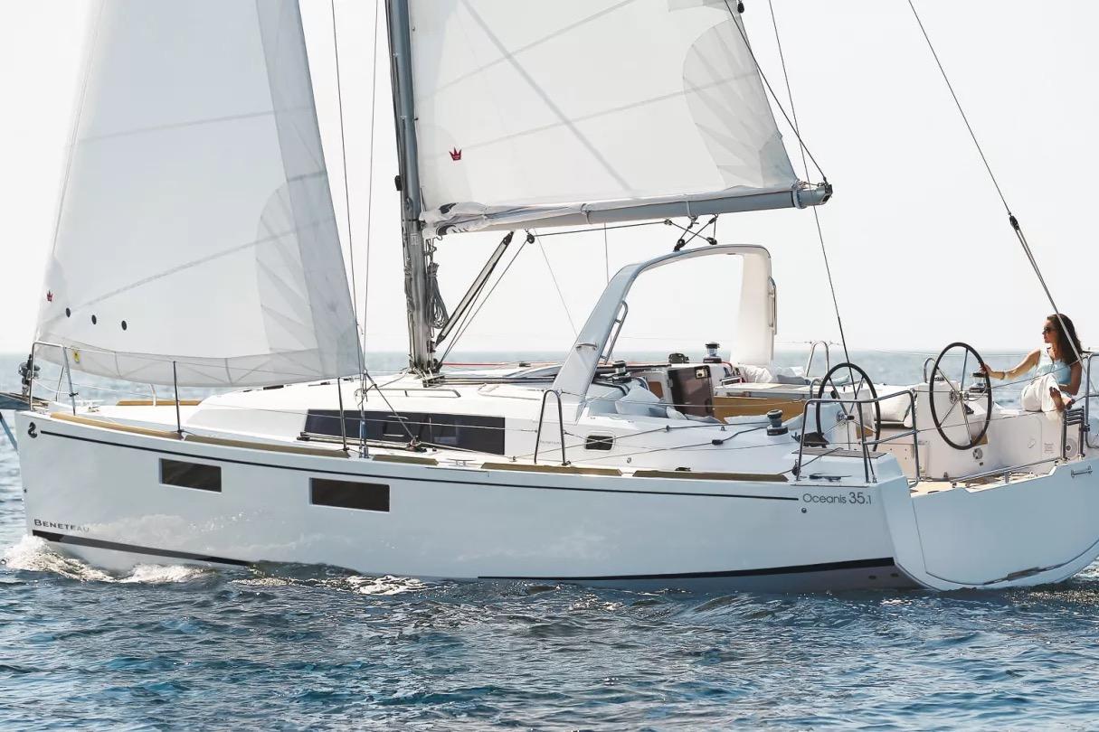 2021 Beneteau Oceanis 35.1 for sale in San Diego, California 35 ft