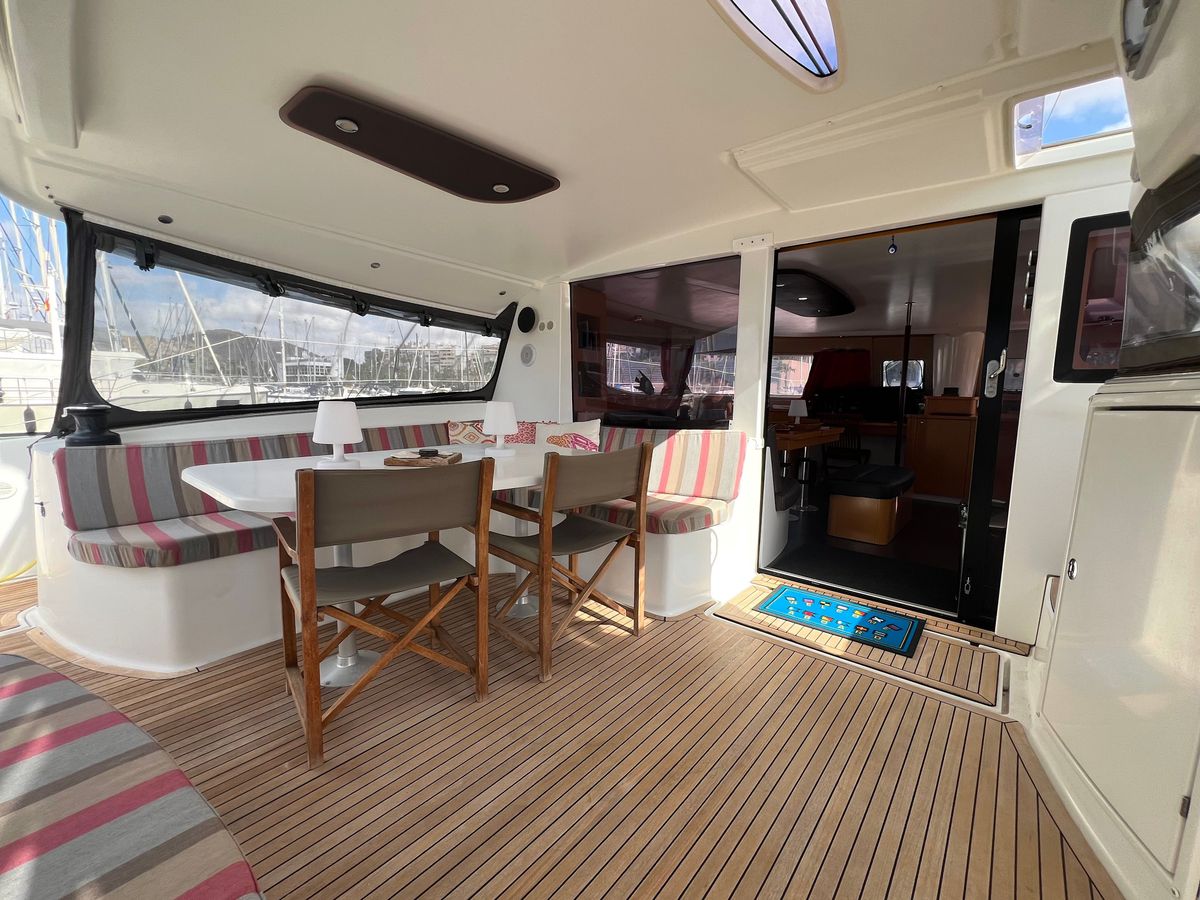 2012 Fountaine Pajot Salina 48 Evolution Maestro