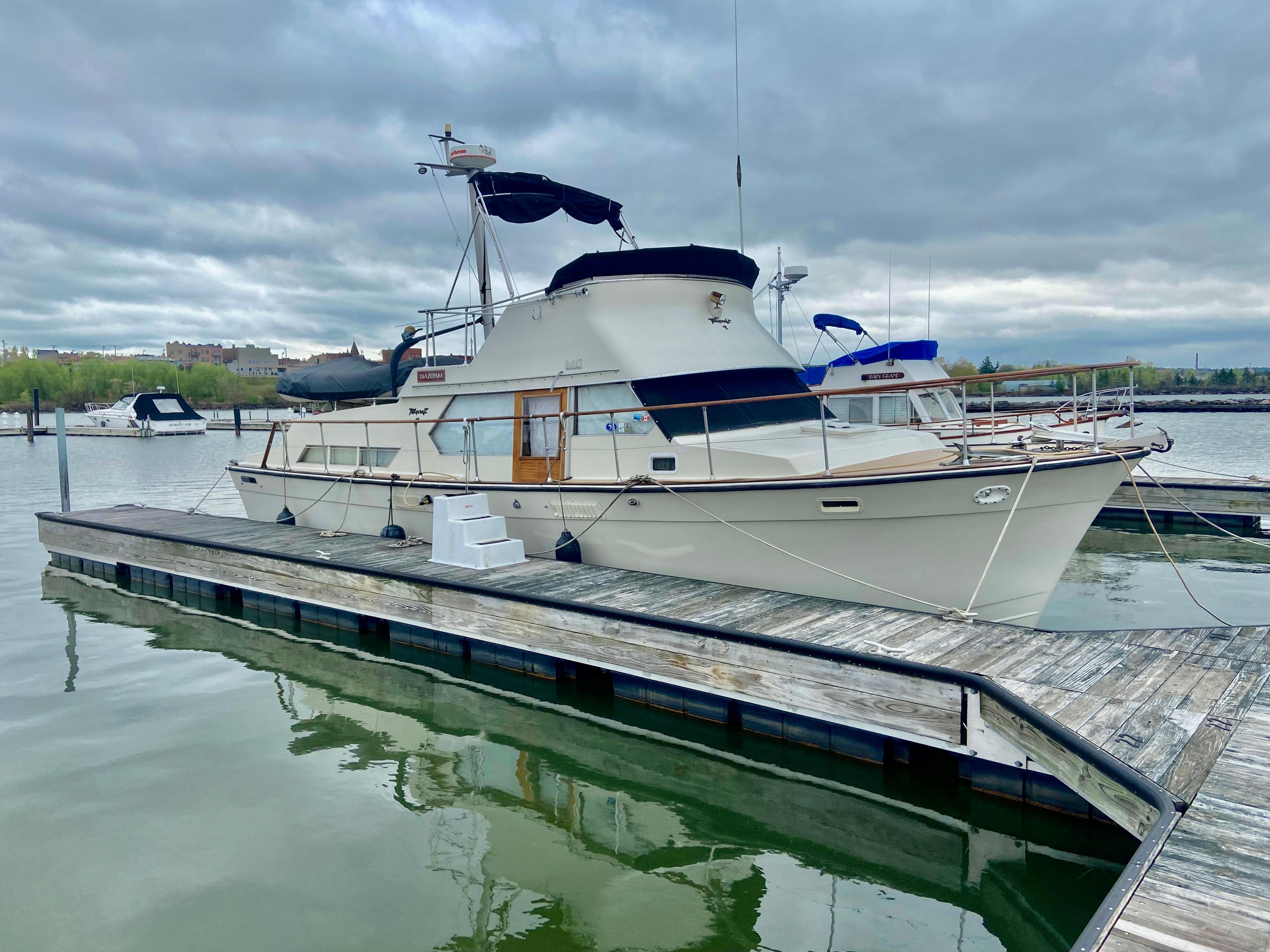 1974 Tollycraft 40 Tri-Cabin Motoryacht for sale in Ashland, Wisconsin