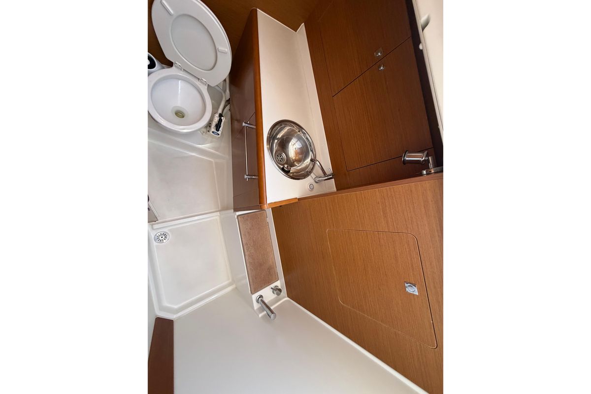 2018 Jeanneau Sun Odyssey 419