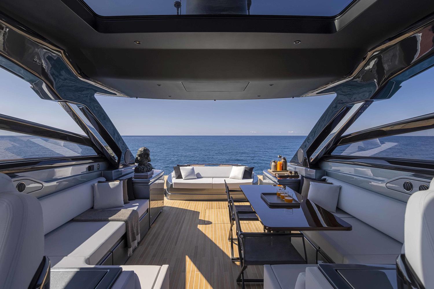 2026 220' Riva