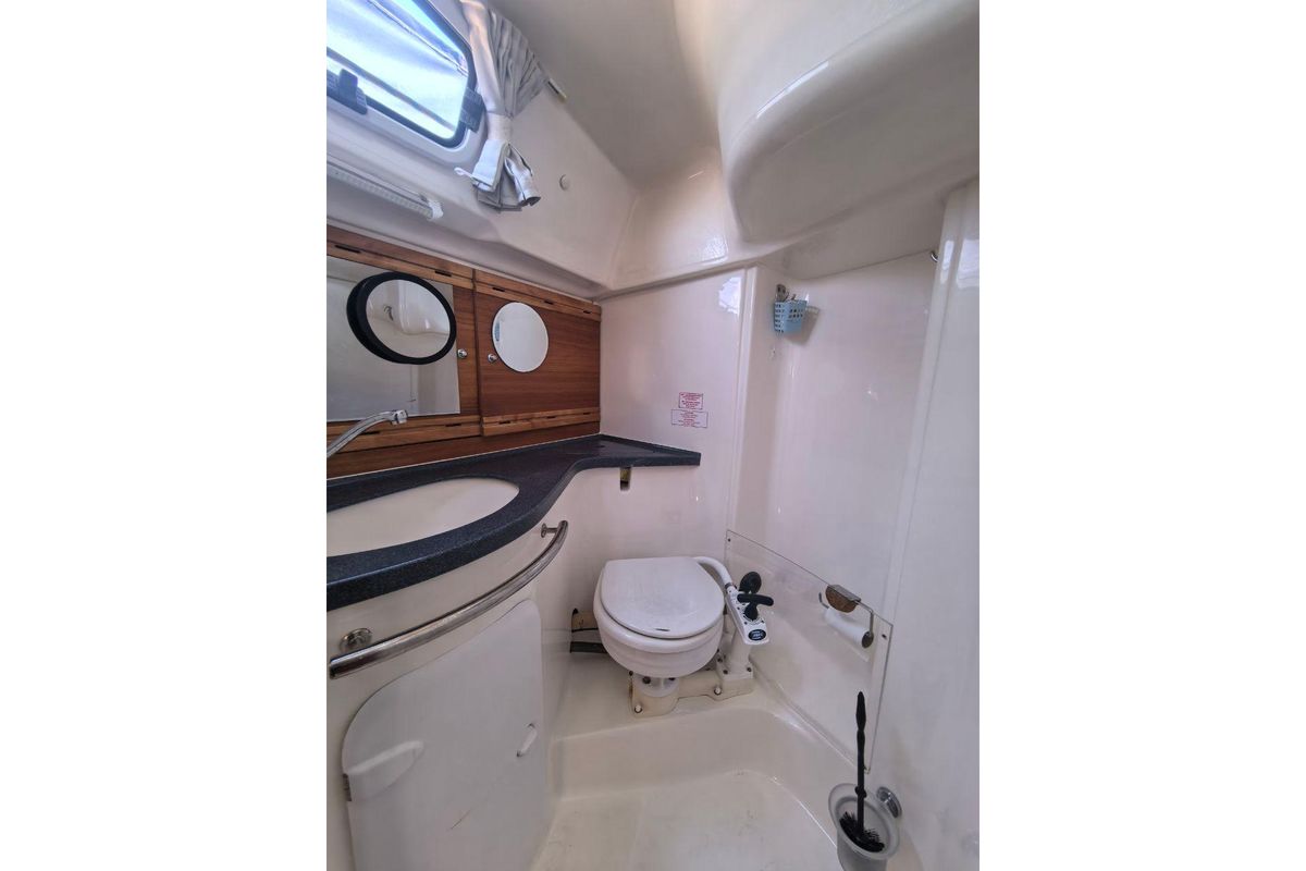 2008 Bavaria Cruiser 38