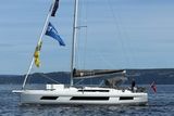 2024 Dufour 44