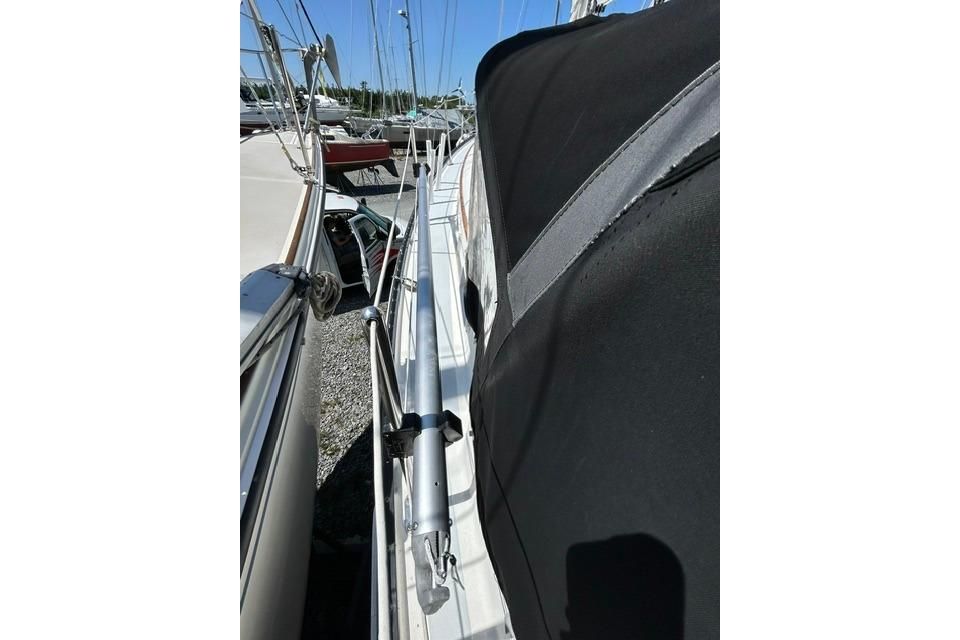 1982 Aloha 8.5