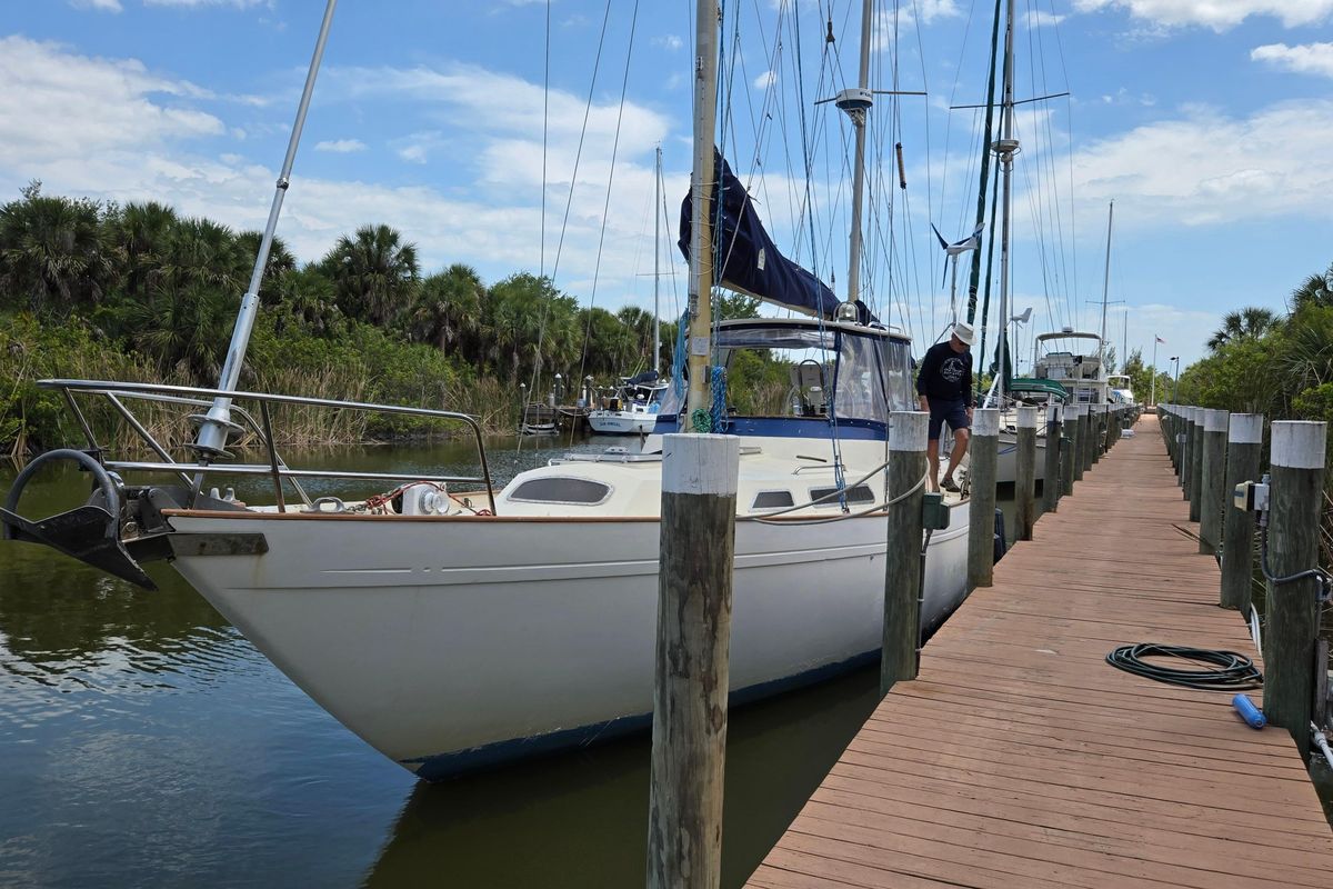 1977 Camper & Nicholsons 42 Ketch