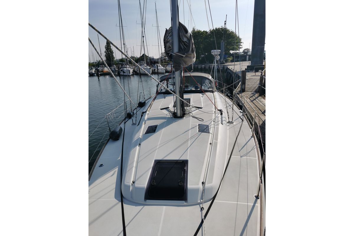 2017 Jeanneau Sun Odyssey 449