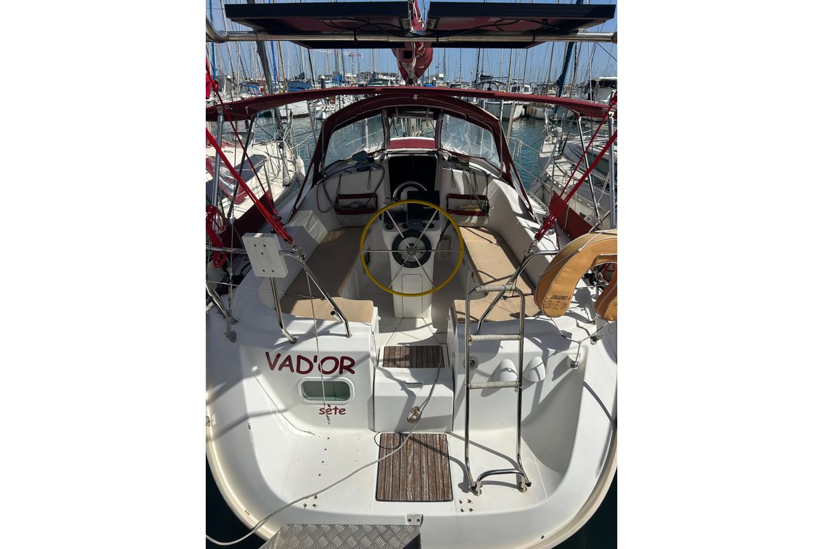 2000 Beneteau Oceanis Clipper 311
