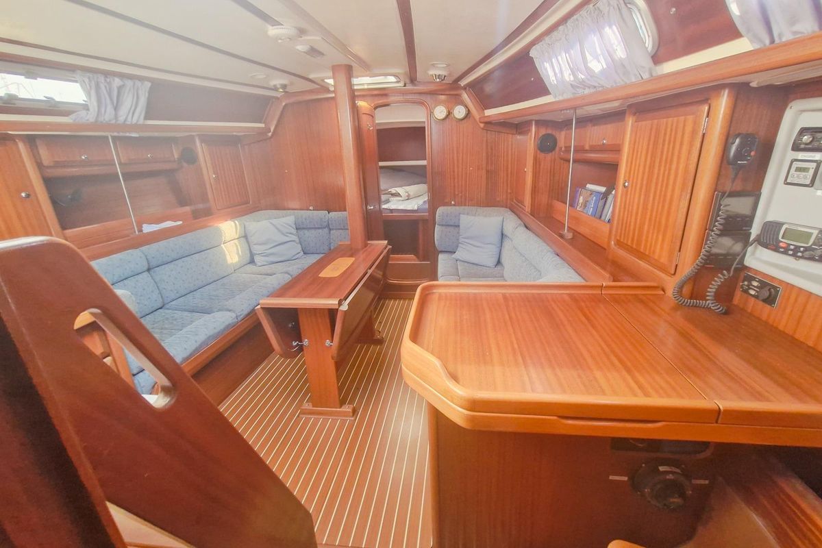 1999 Bavaria 38 Ocean