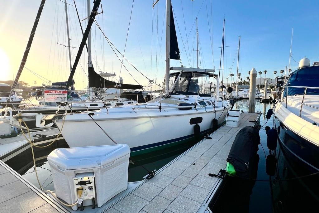 1999 Hunter Passage 420