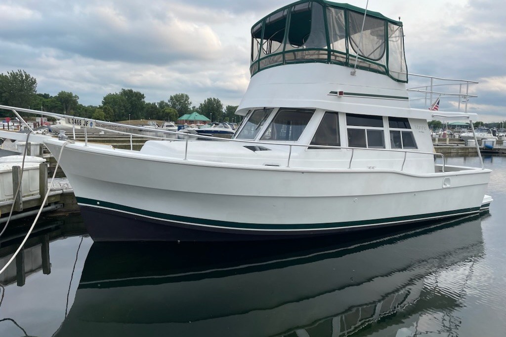 1997 Mainship 350 Trawler for sale in Waukegan, Illinois