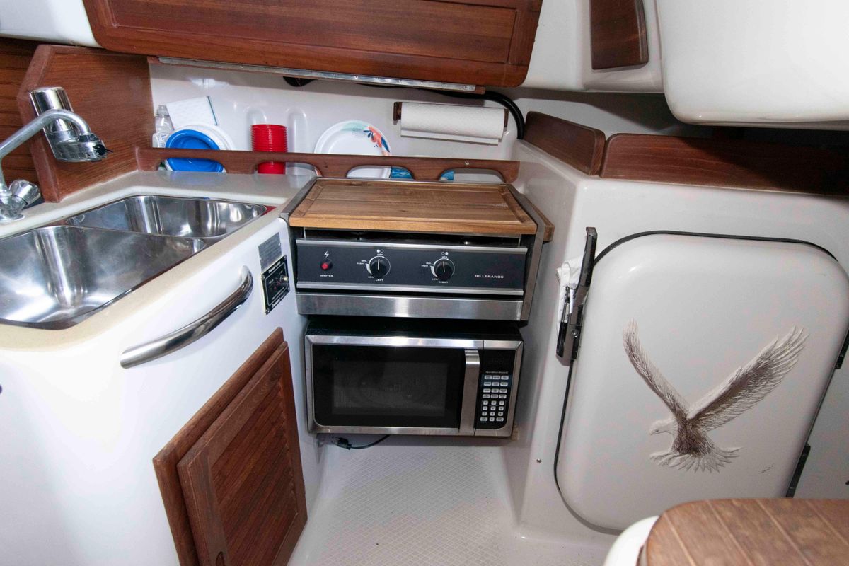 1999 Hake / Seaward Eagle 32