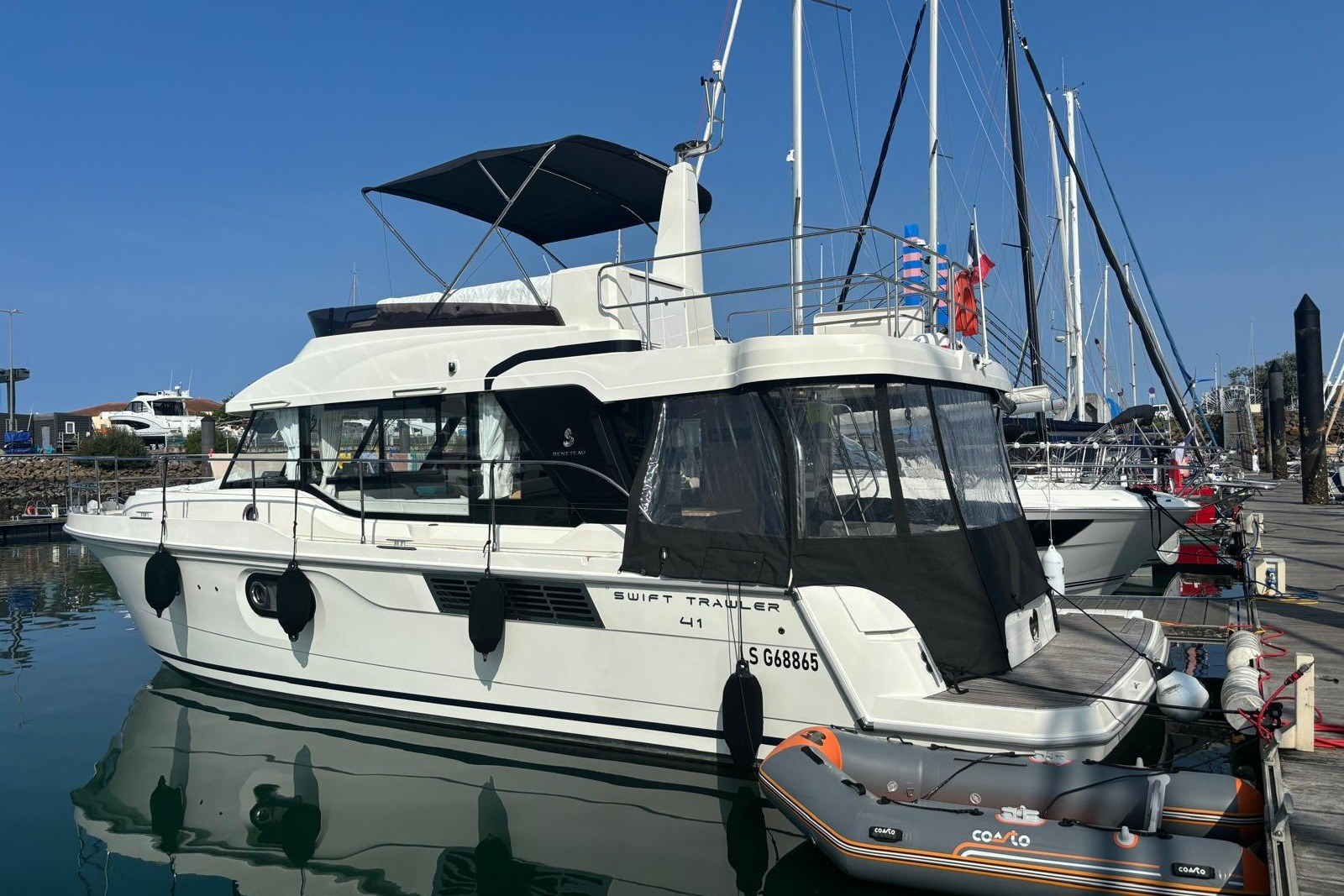 2023 Beneteau Swift Trawler 41 Fly for sale in Les Sables-d'Olonne, Vendée, France