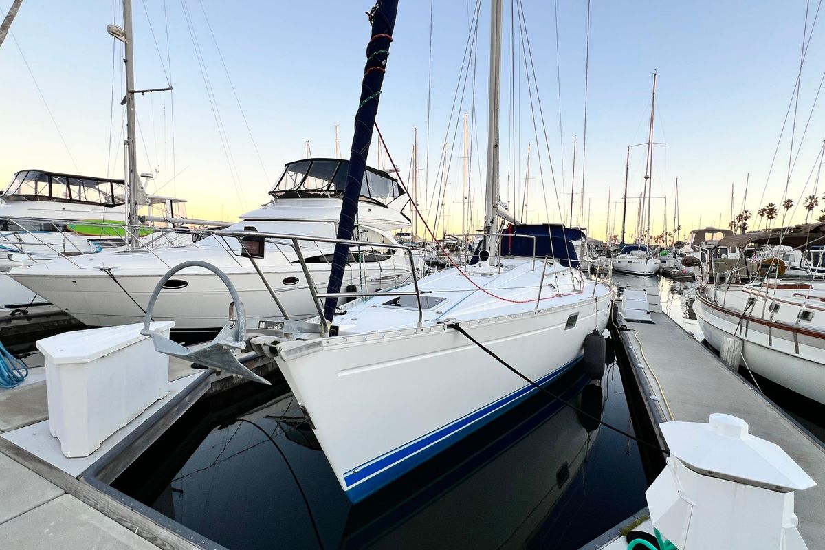 1993 Beneteau Oceanis 440 Boats