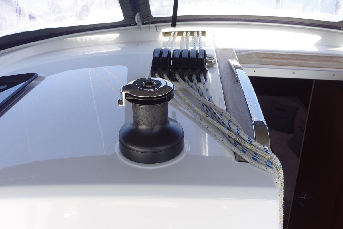 2022 Bavaria Vision 42