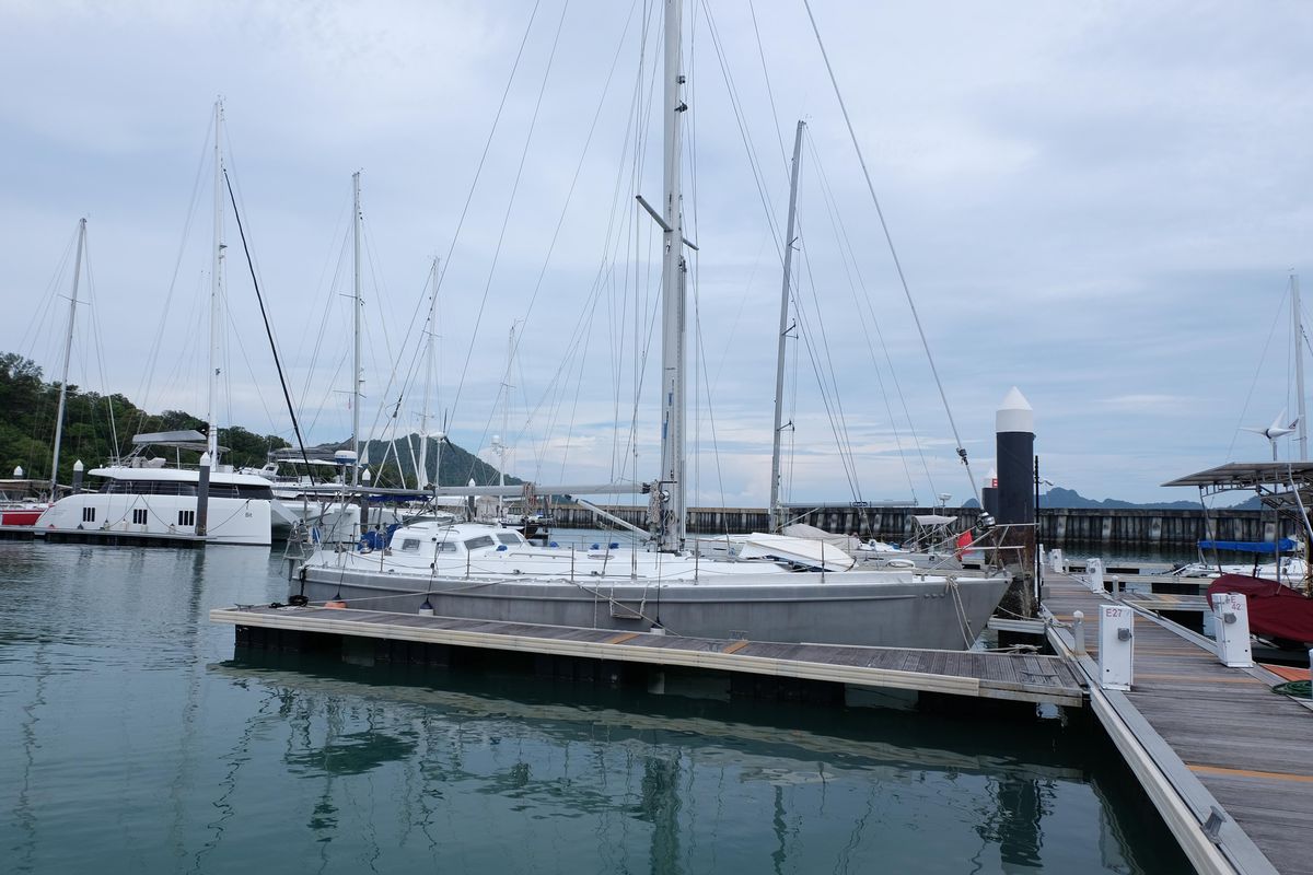 2008 Coronet 41