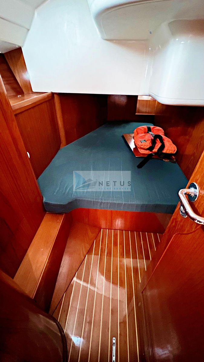1993 Jeanneau Sun Odyssey 42.1
