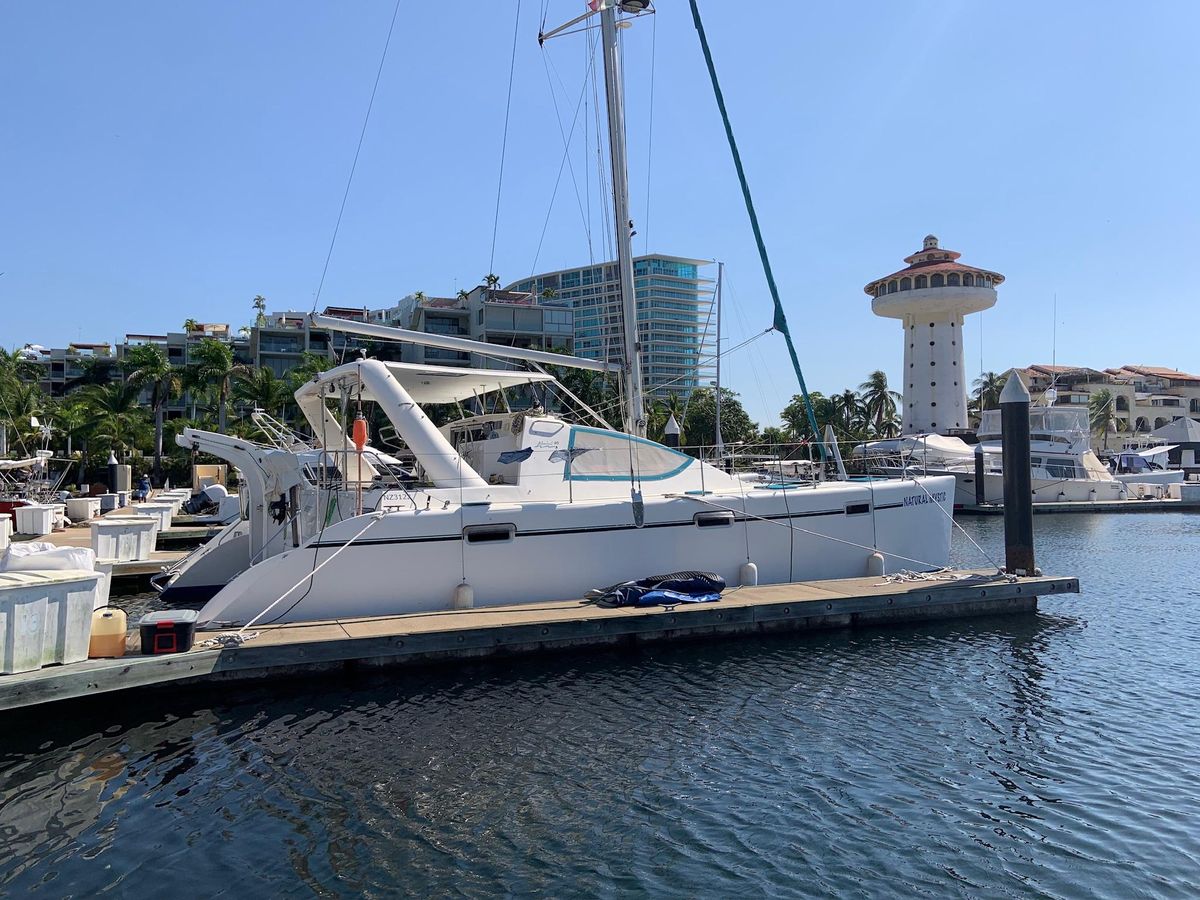 2009 Admiral 40 Executive Owner's Version