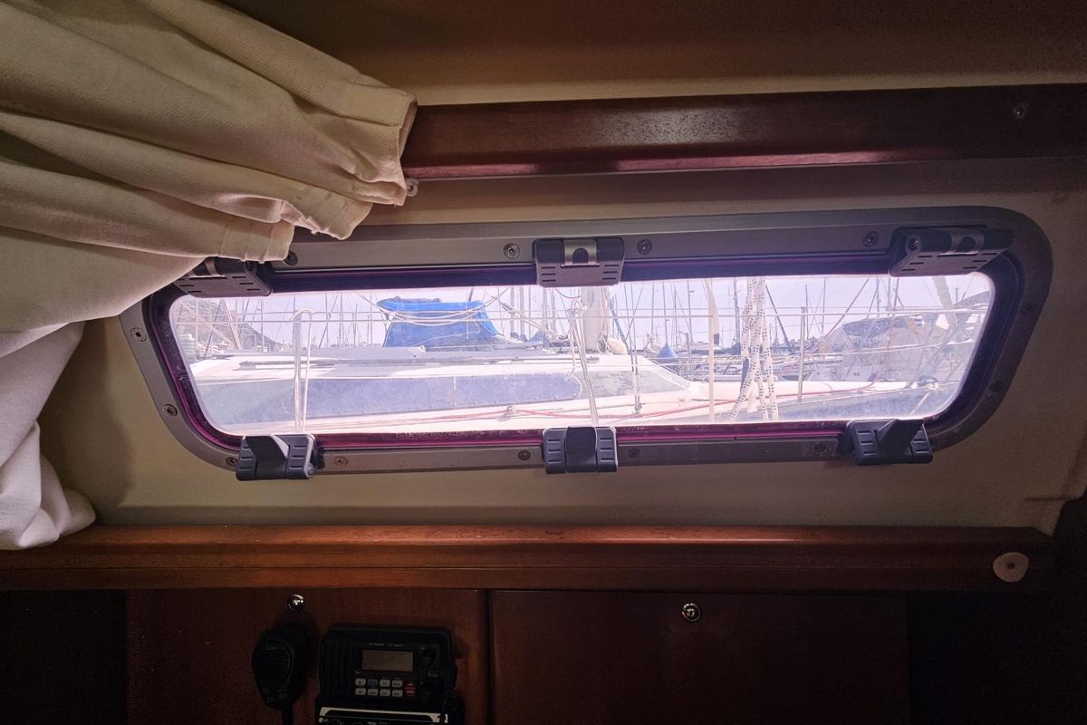 2008 Dufour 325 Grand Large for sale in Alicante, Spain 32 ft