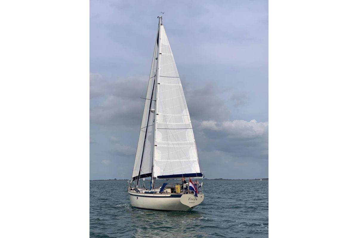1997 Tradewind Tw35
