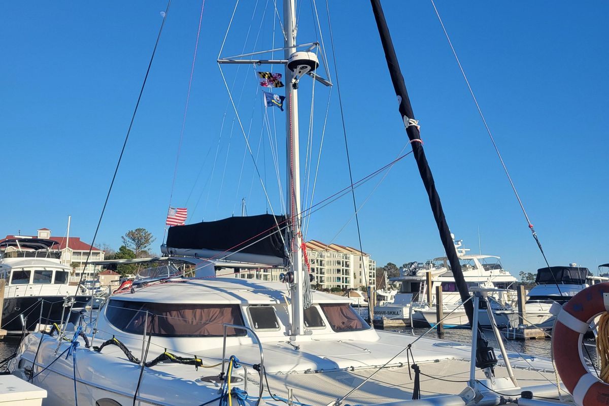 2006 Fountaine Pajot Lavezzi 40