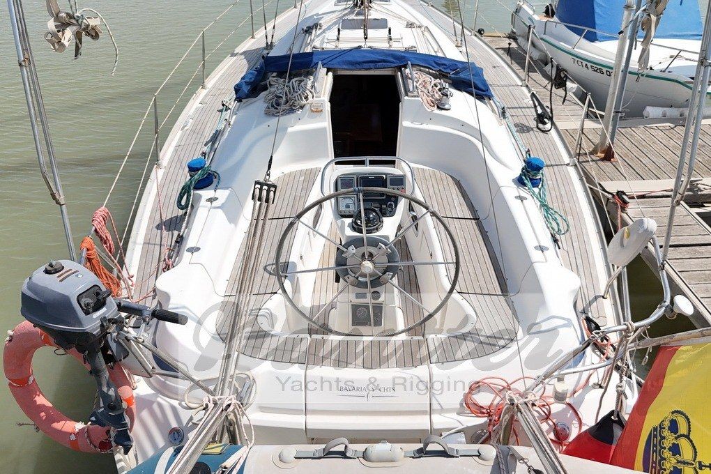 2002 Bavaria 36