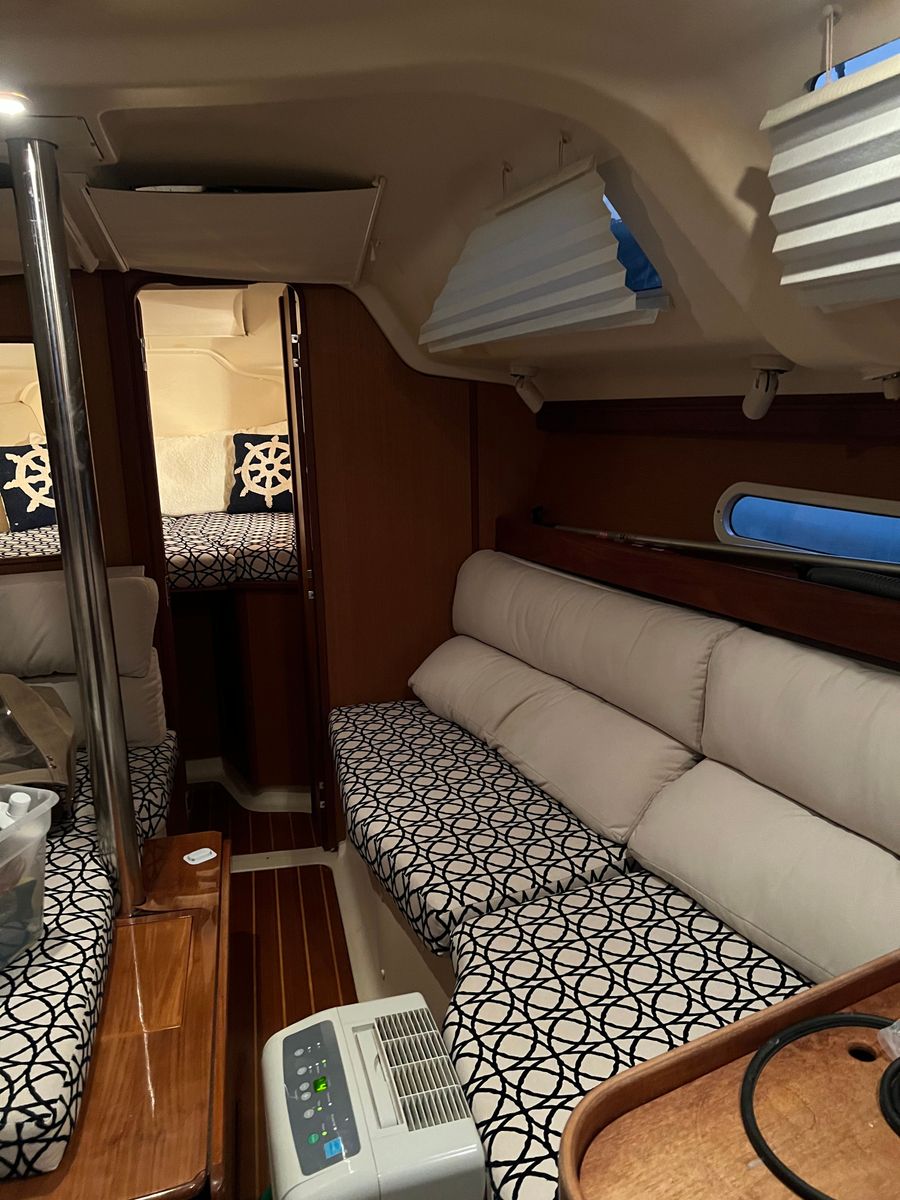 1998 Marlow-Hunter 340
