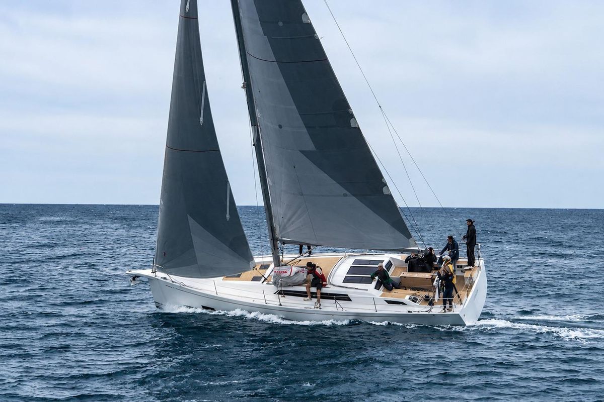 2020 Grand Soleil 42 LC