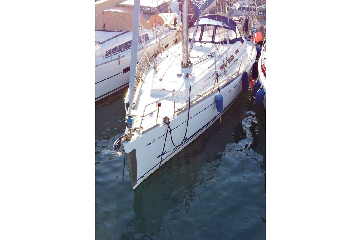 2005 Dufour 40 Performance