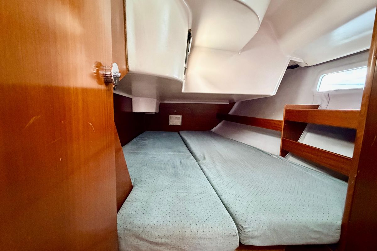 1993 Beneteau Oceanis 351