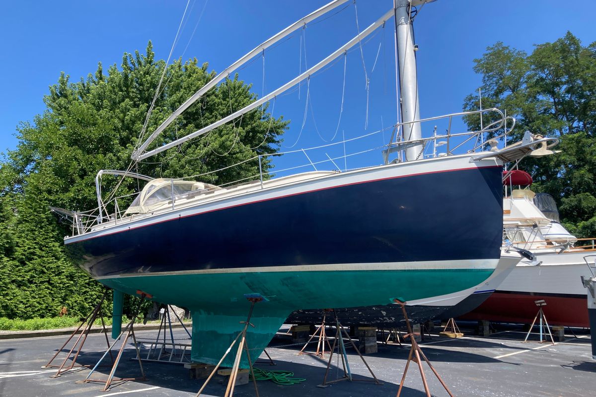 1981 Nonsuch Classic 30'