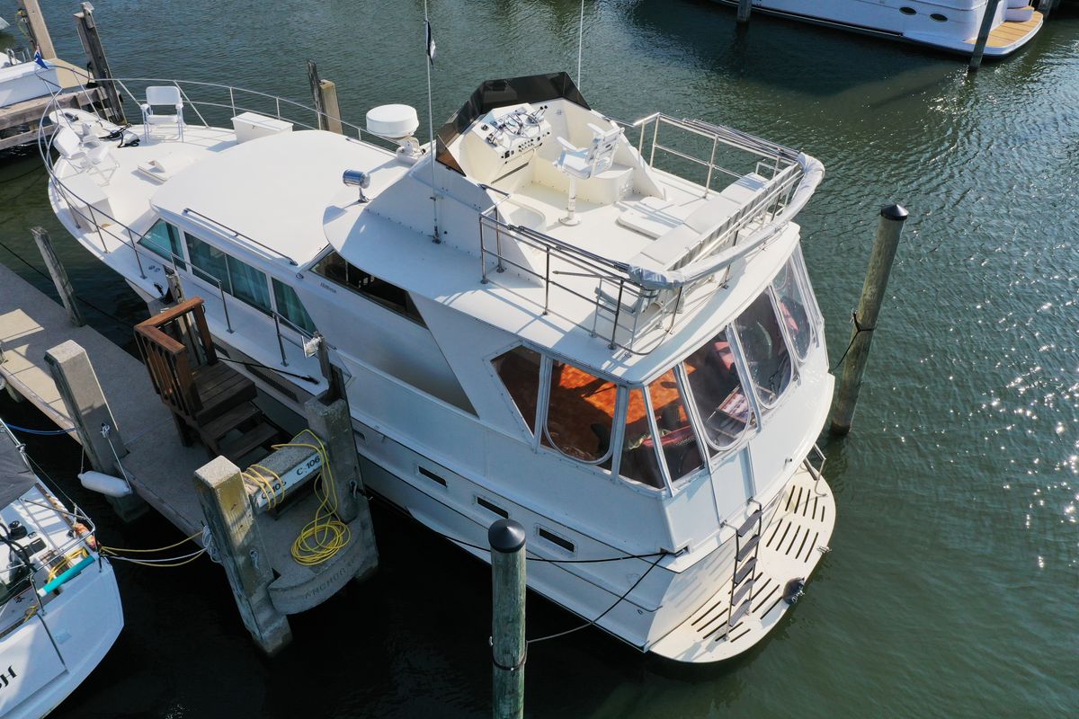 1967 Hatteras 44 Motor