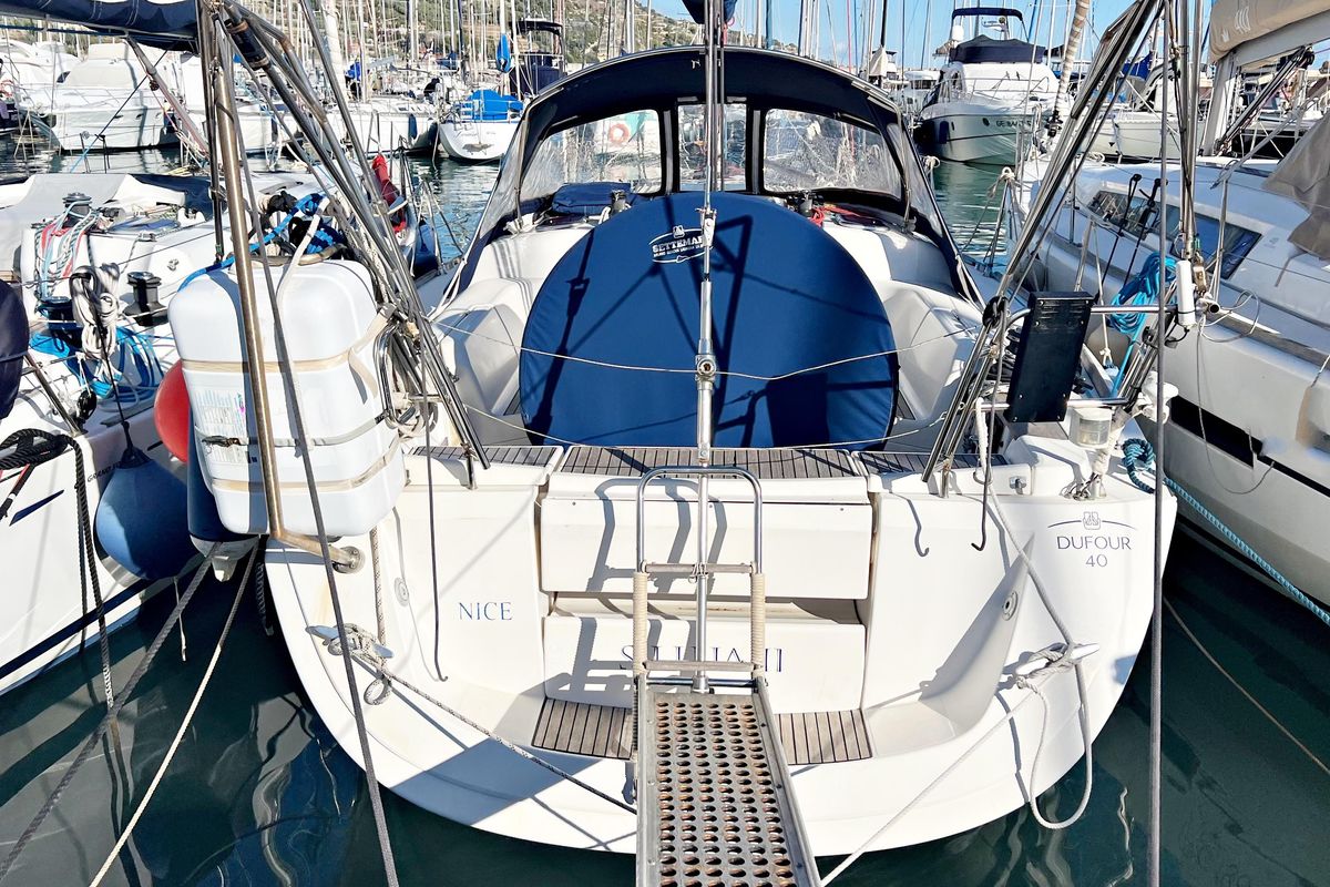 2005 Dufour 40 Performance