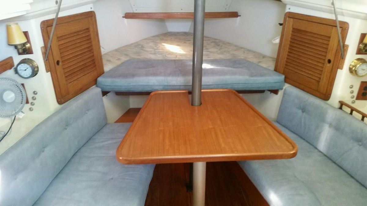 1984 Catalina 270