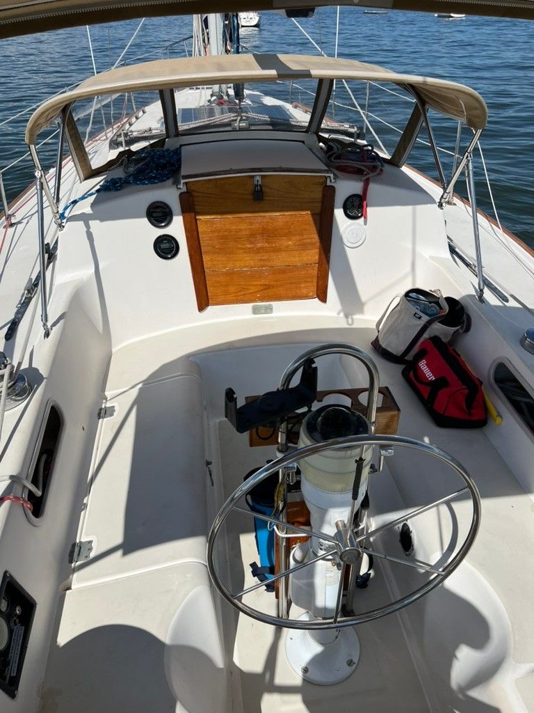 1984 Pearson 34