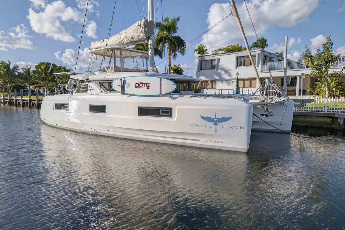 2021 Lagoon 46