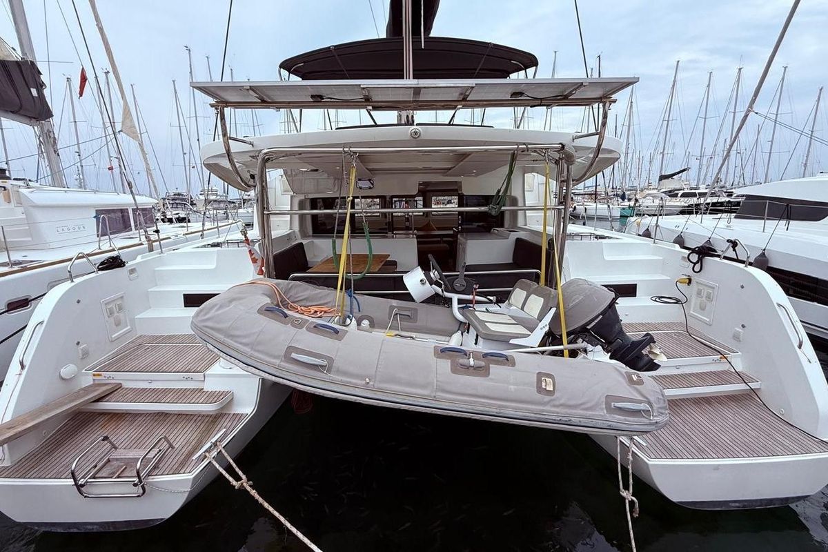 2020 Lagoon 46