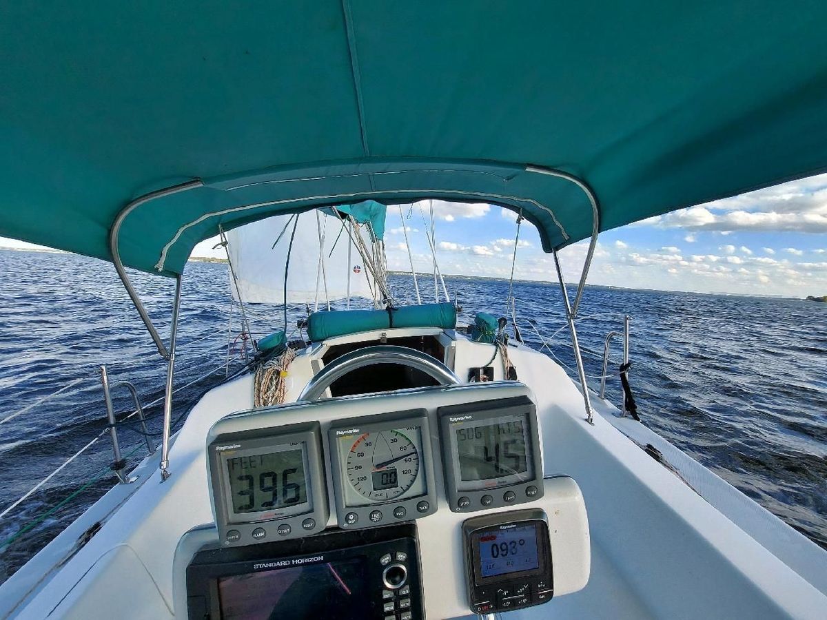 1984 Catalina 270
