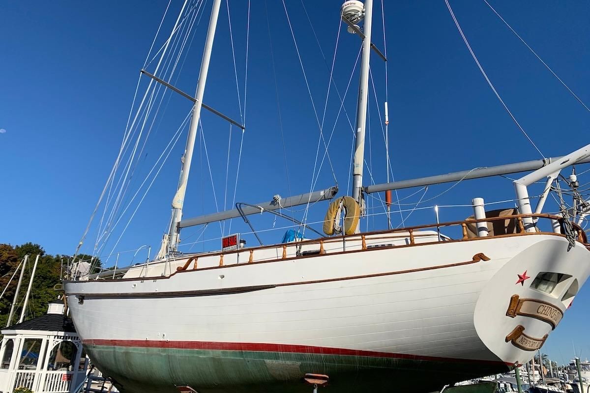 1981 Hardin Island Trader