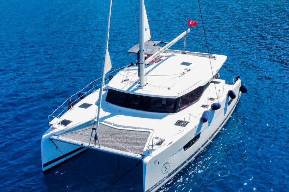 2021 Fountaine Pajot Isla 40 Boats
