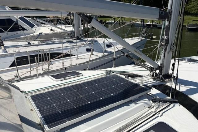 2002 Hunter 466