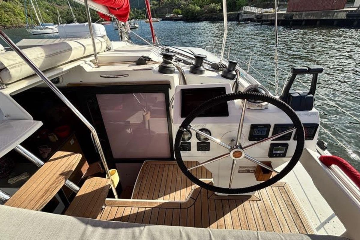 2017 Fountaine Pajot Helia 44