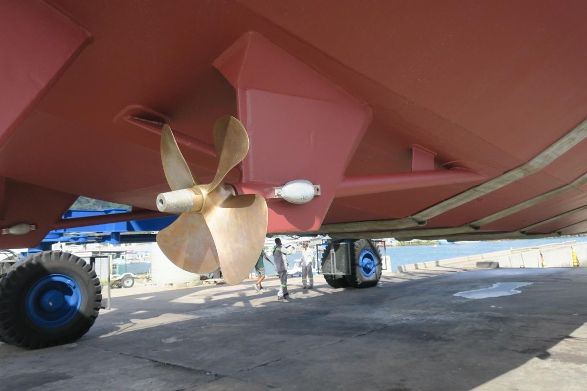 2004 Custom Pita Yachts