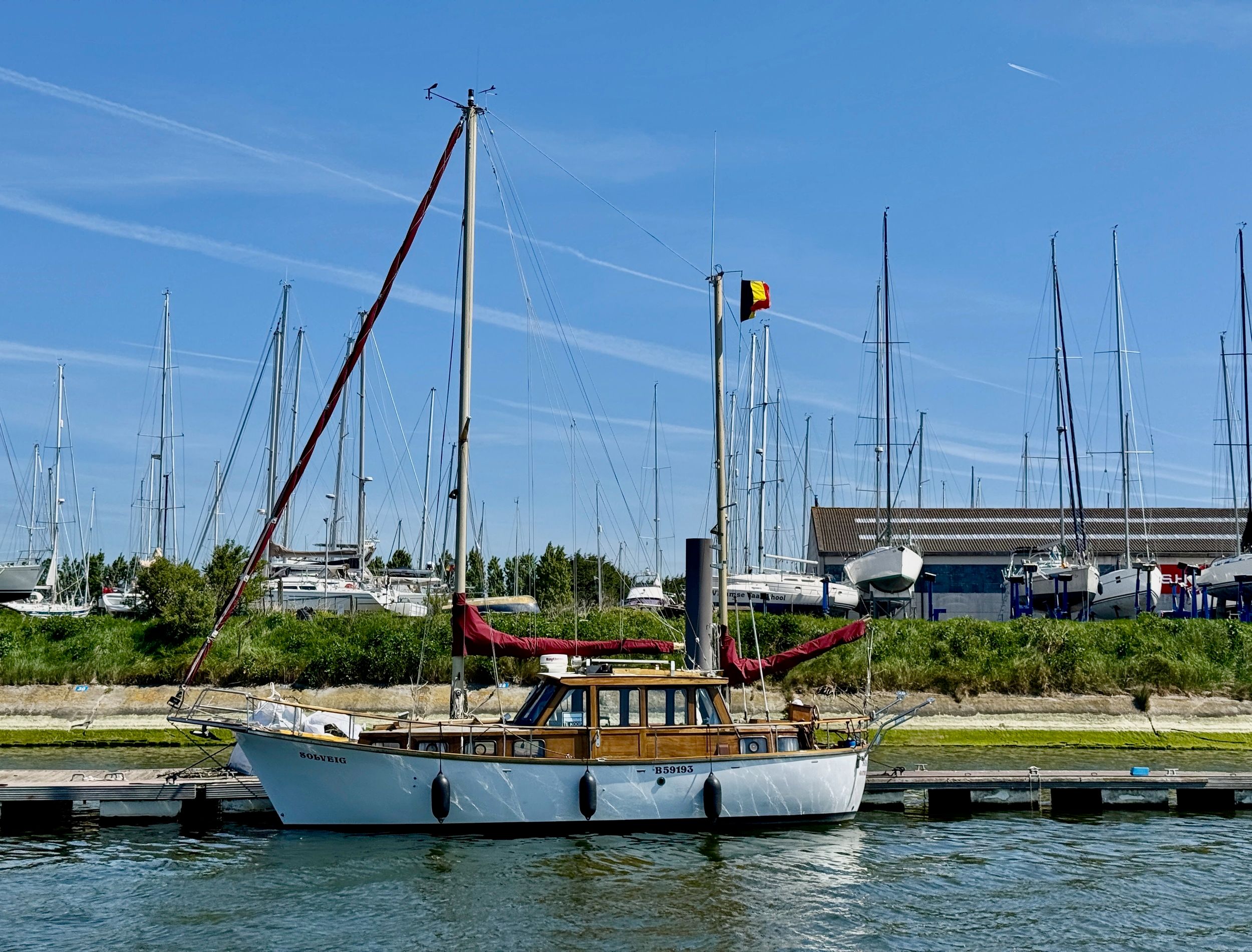 1976 Nauticat 33 Ketch for sale in Verkoophaven, Belgium