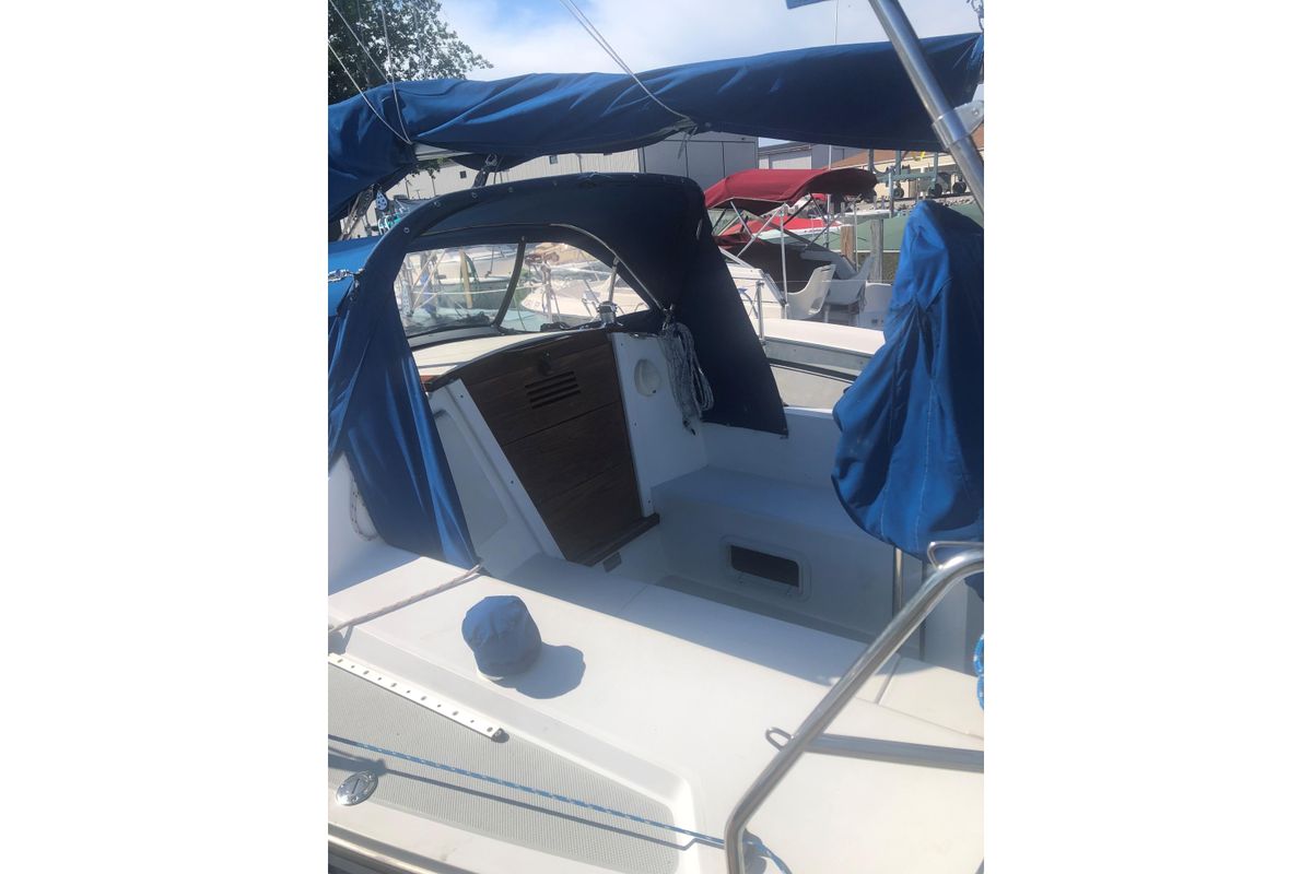 1995 Catalina Capri 26
