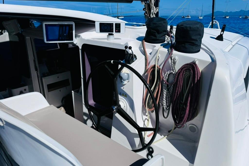 2022 Outremer 5x