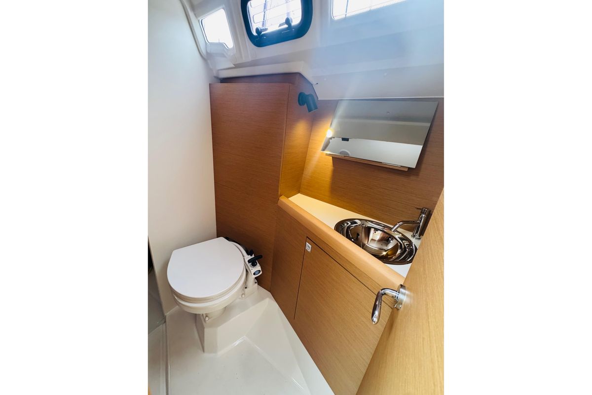 2024 Jeanneau Sun Odyssey 349