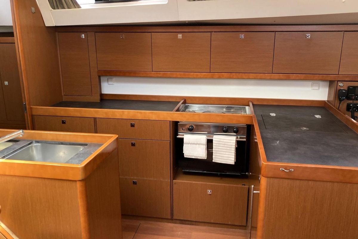 2018 Beneteau Oceanis 48